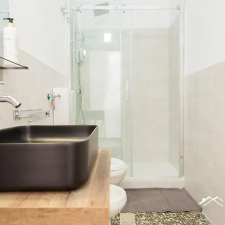 Apartamento Fincantieri| Leonard| Airport 8 Minutes| 3br| Terrace| By Tilo Génova