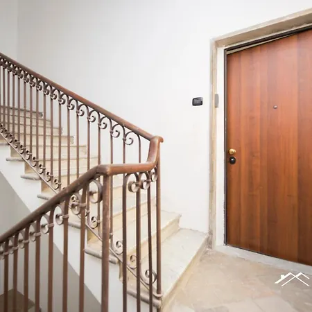 Apartamento Fincantieri| Leonard| Airport 8 Minutes| 3br| Terrace| By Tilo Génova